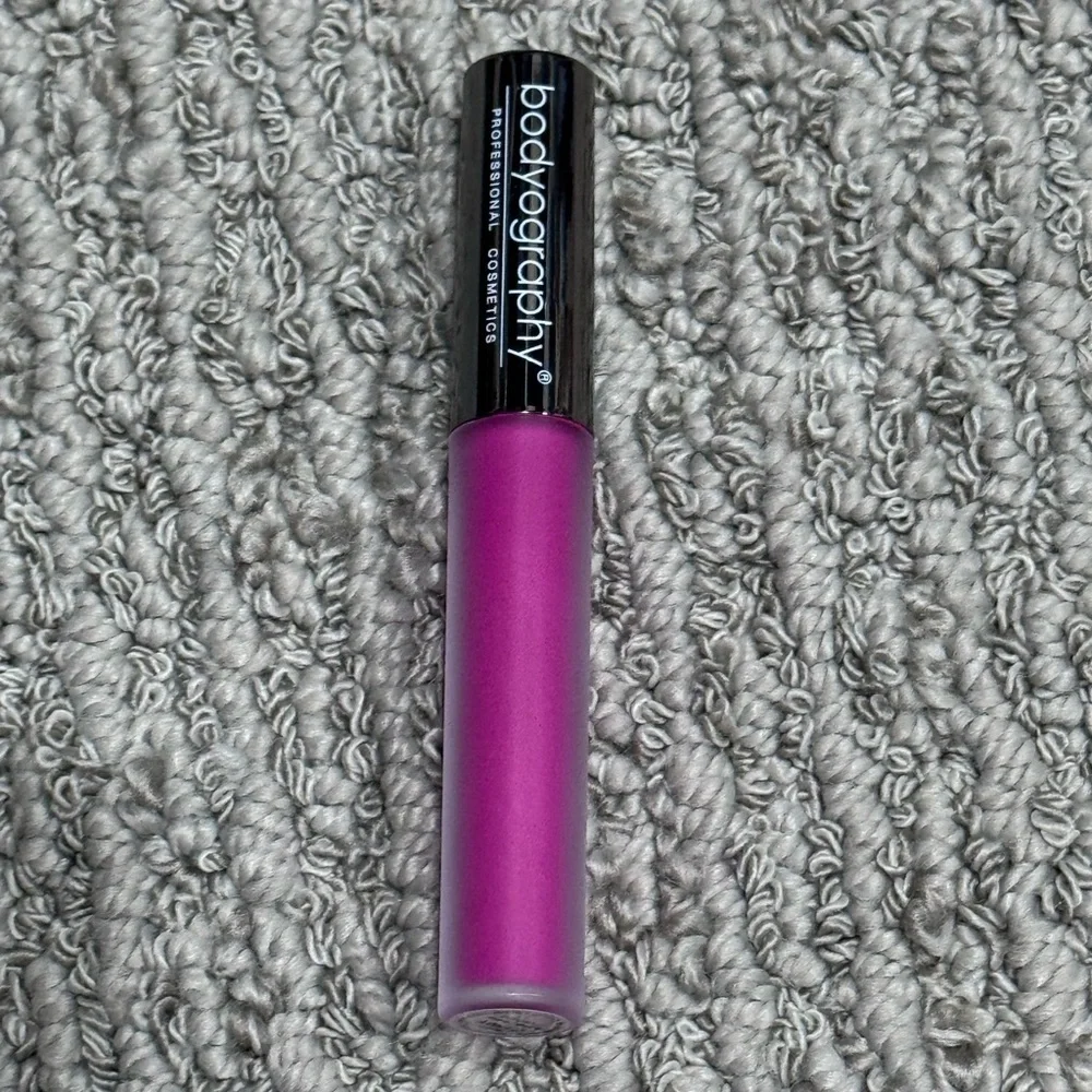 ☀️Bodyography Matte Lip Lava Liquid Lipstick – Candy